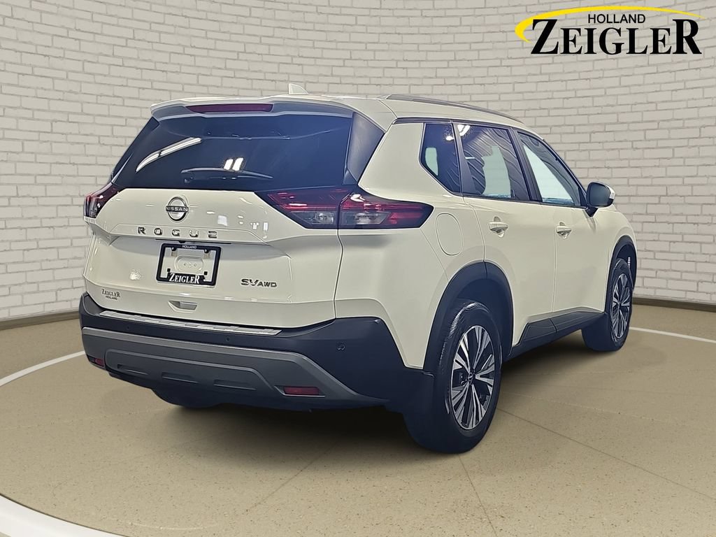Certified 2023 Nissan Rogue SV w/ SV Premium B Package AWD/4WD image 5