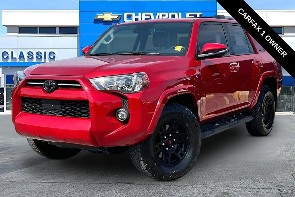 Used 2024 Toyota 4Runner SR5 Premium w/ Moonroof Package AWD/4WD image 2