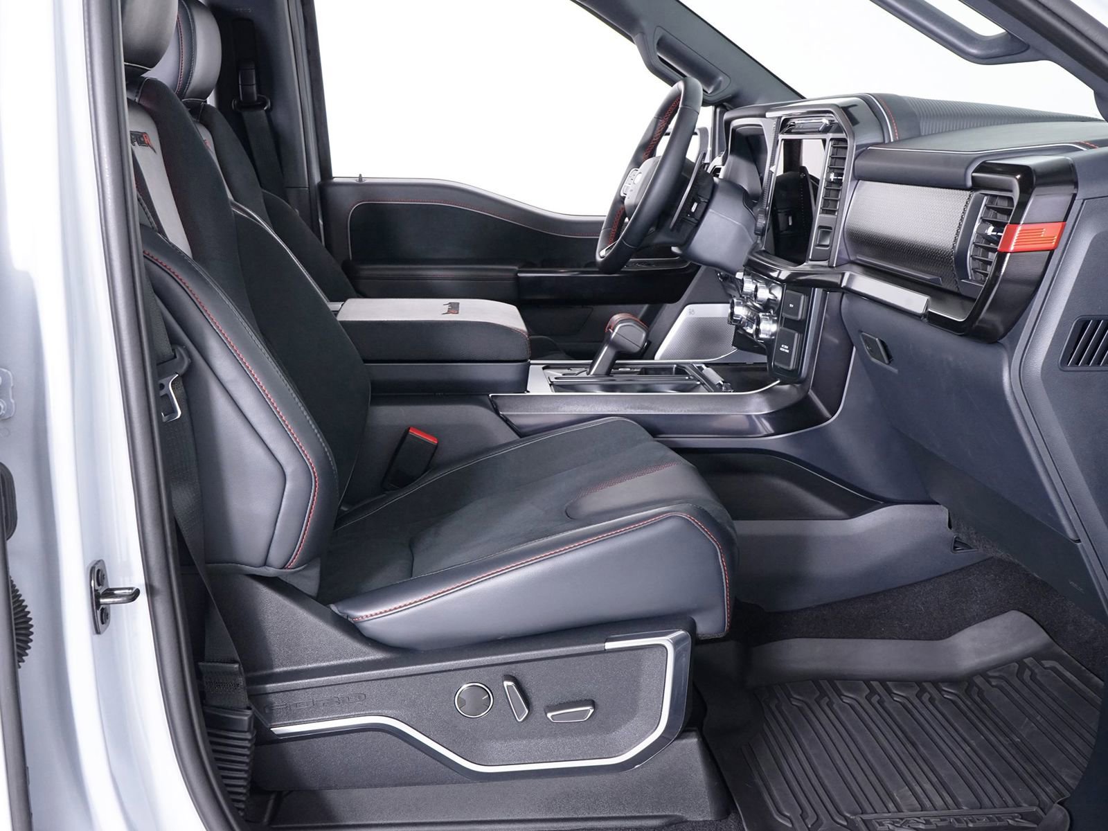 Used 2025 Ford F150 Raptor w/ Equipment Group 803A Raptor R image 29