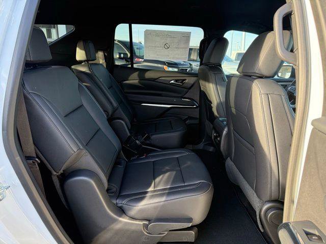 Used 2026 Chevrolet Traverse LT w/ Driver Confidence Package FWD image 27