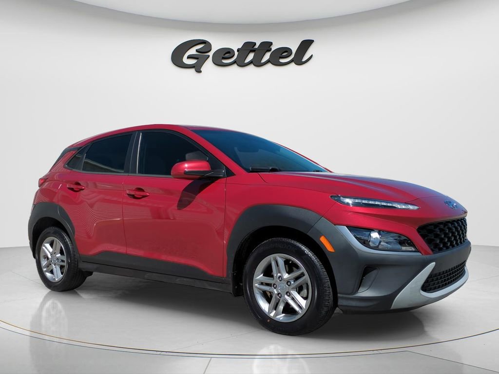 Used 2022 Hyundai Kona SE image 2