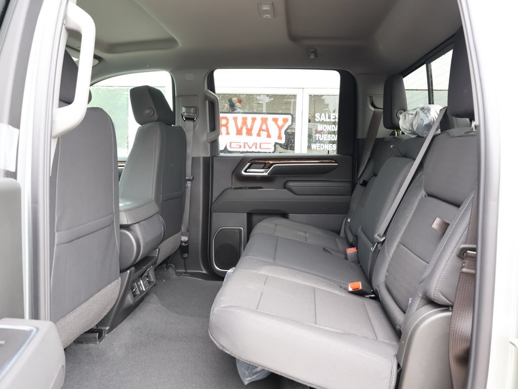 New 2026 GMC Sierra 3500 SLE w/ Preferred Package AWD/4WD image 28