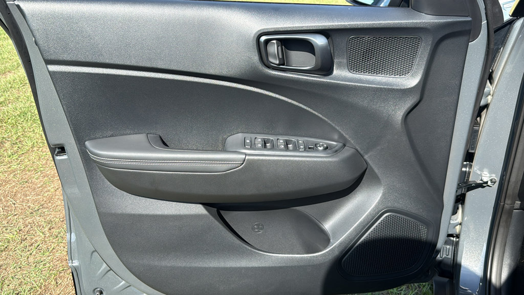 New 2026 Hyundai Venue SEL FWD image 15
