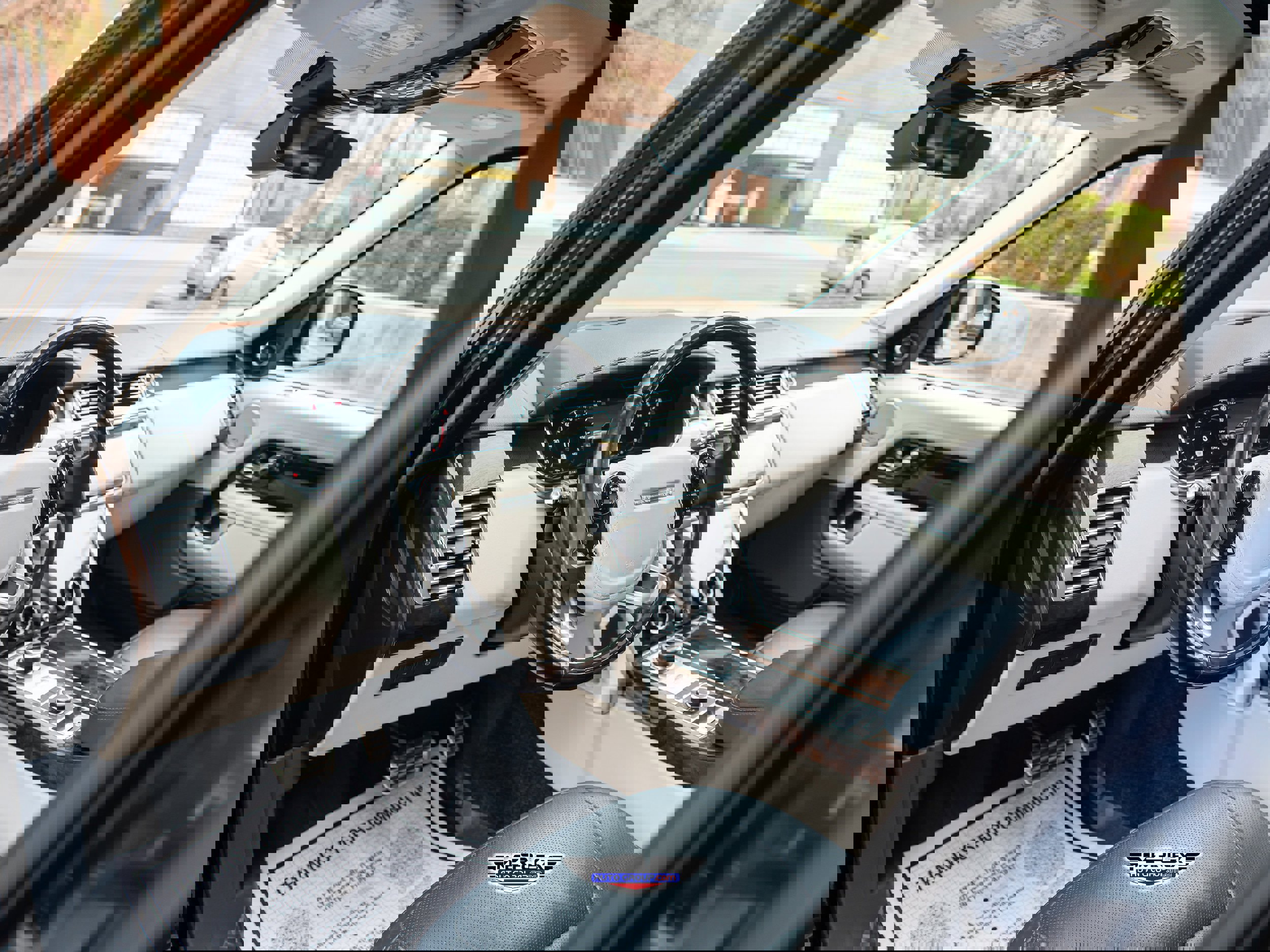 Used 2021 Land Rover Range Rover Westminster Edition image 13