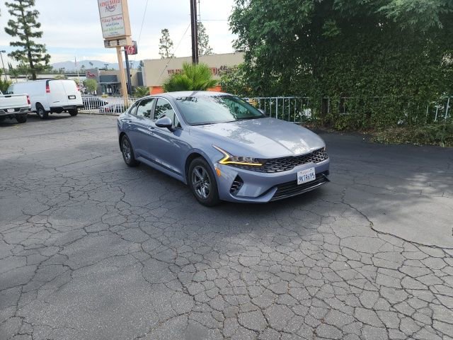 Used 2022 Kia K5 LXS FWD image 2