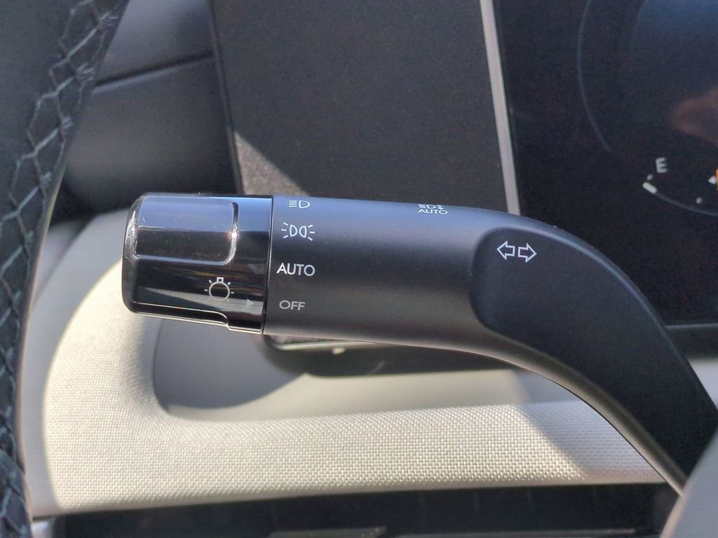 New 2026 Hyundai Tucson Limited image 31