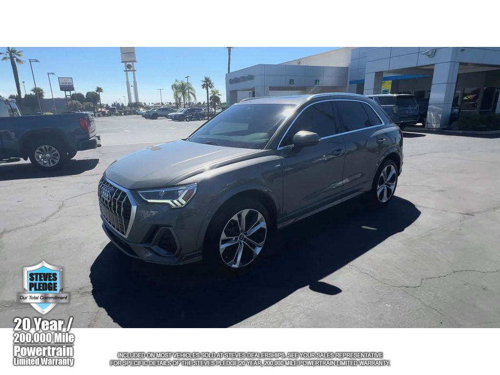 Used 2021 Audi Q3 2.0T Premium Plus w/ Premium Plus Package AWD/4WD image 5