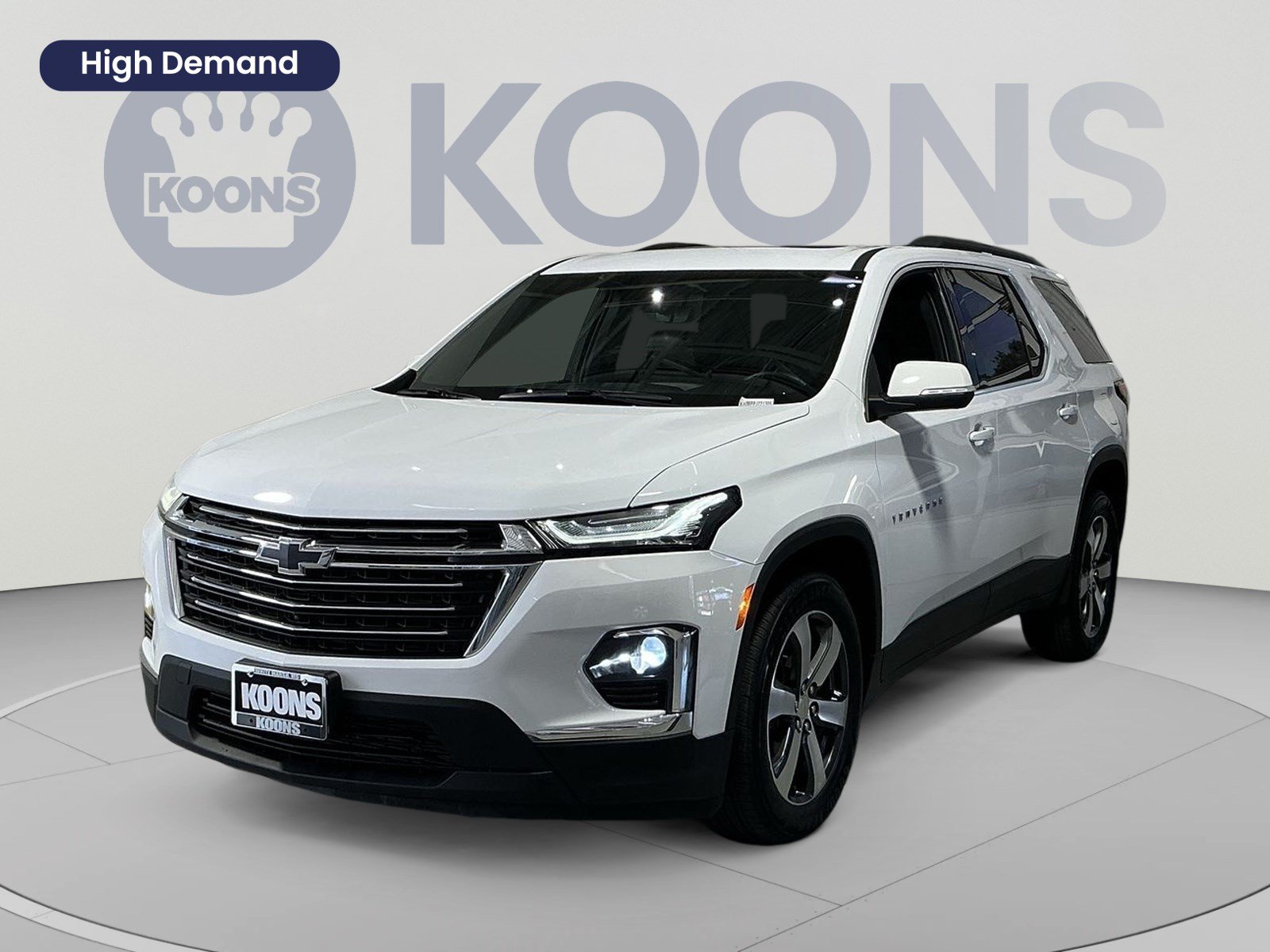 Used 2023 Chevrolet Traverse LT w/ LT Premium Package