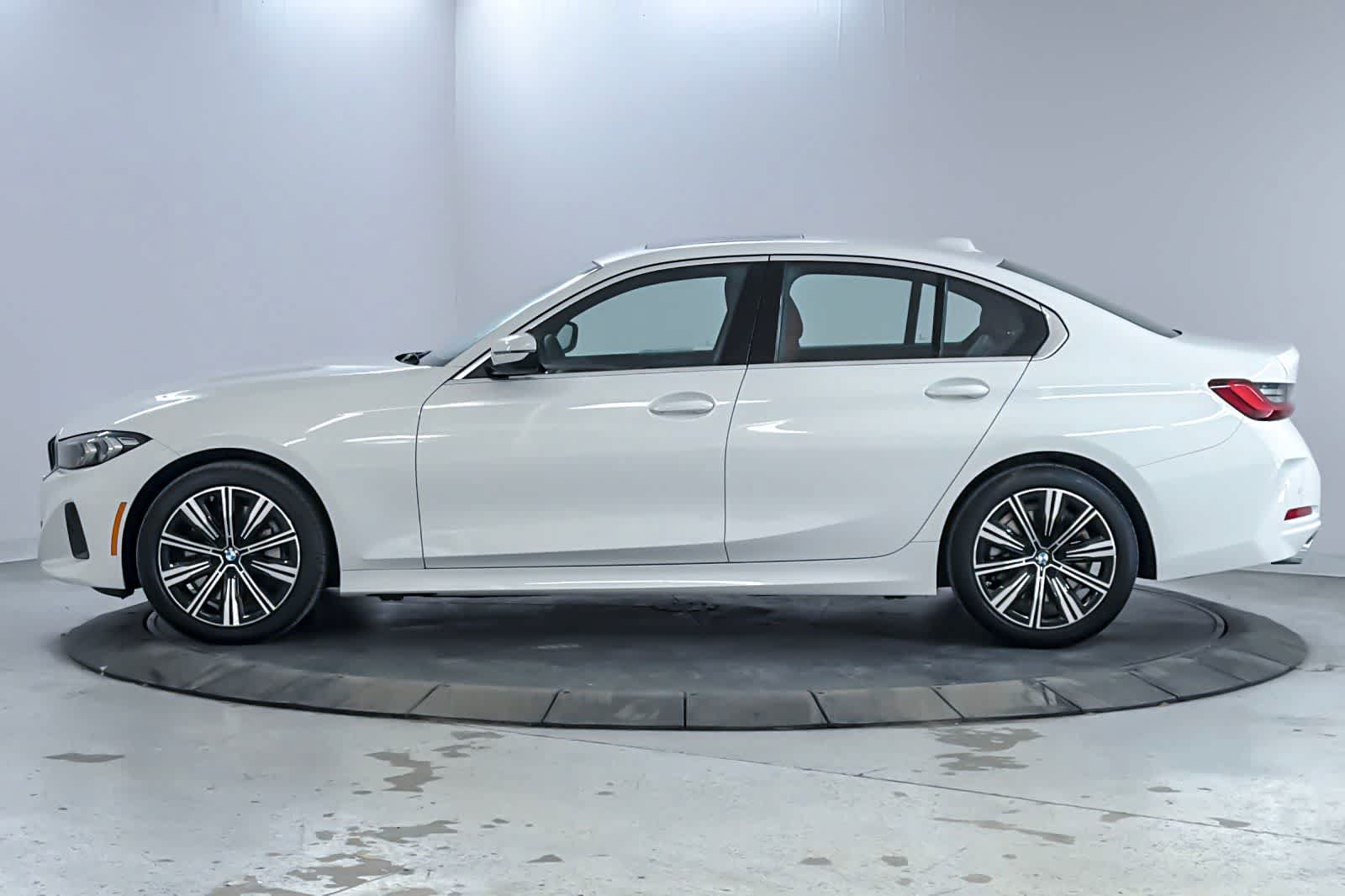 Used 2026 BMW 330i Sedan RWD image 5