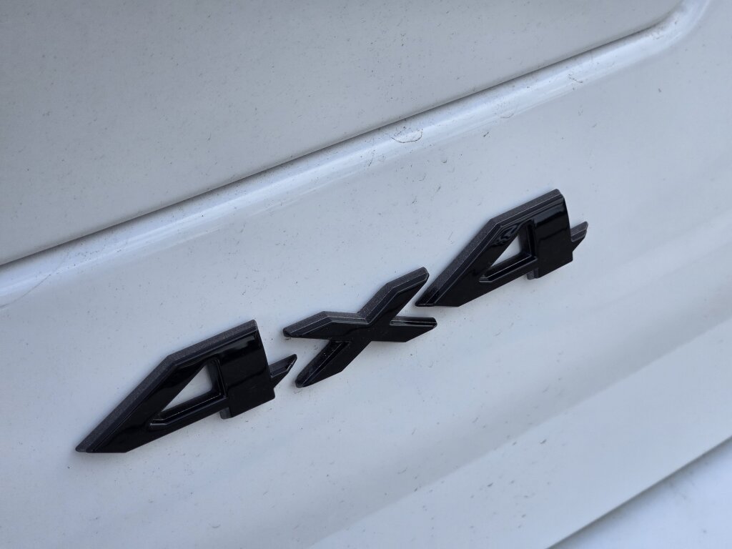 New 2027 Jeep Grand Cherokee Altitude AWD/4WD image 12