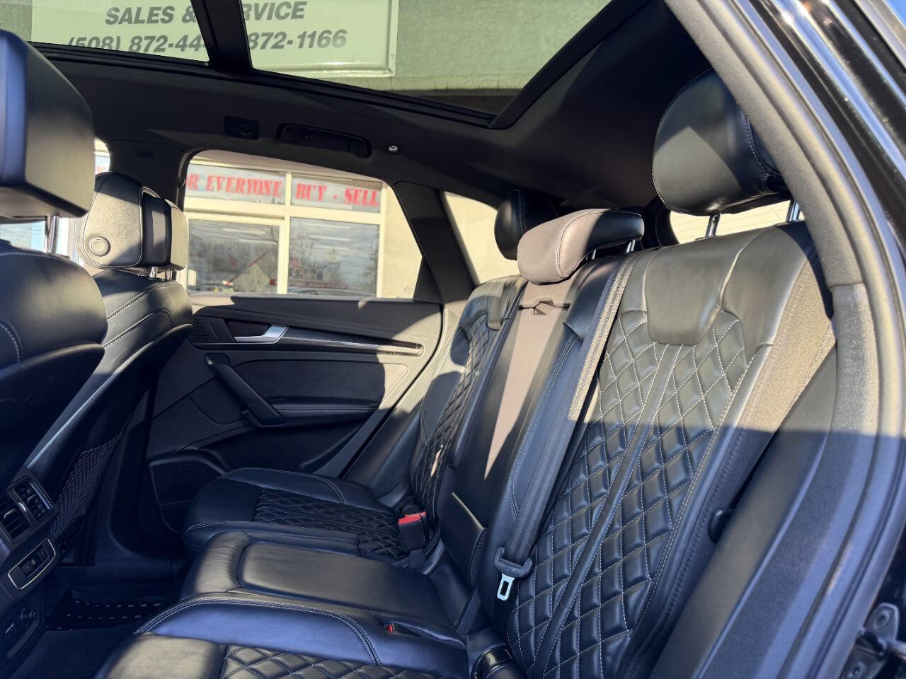 Used 2023 Audi SQ5 Premium Plus w/ Premium Plus Package image 25