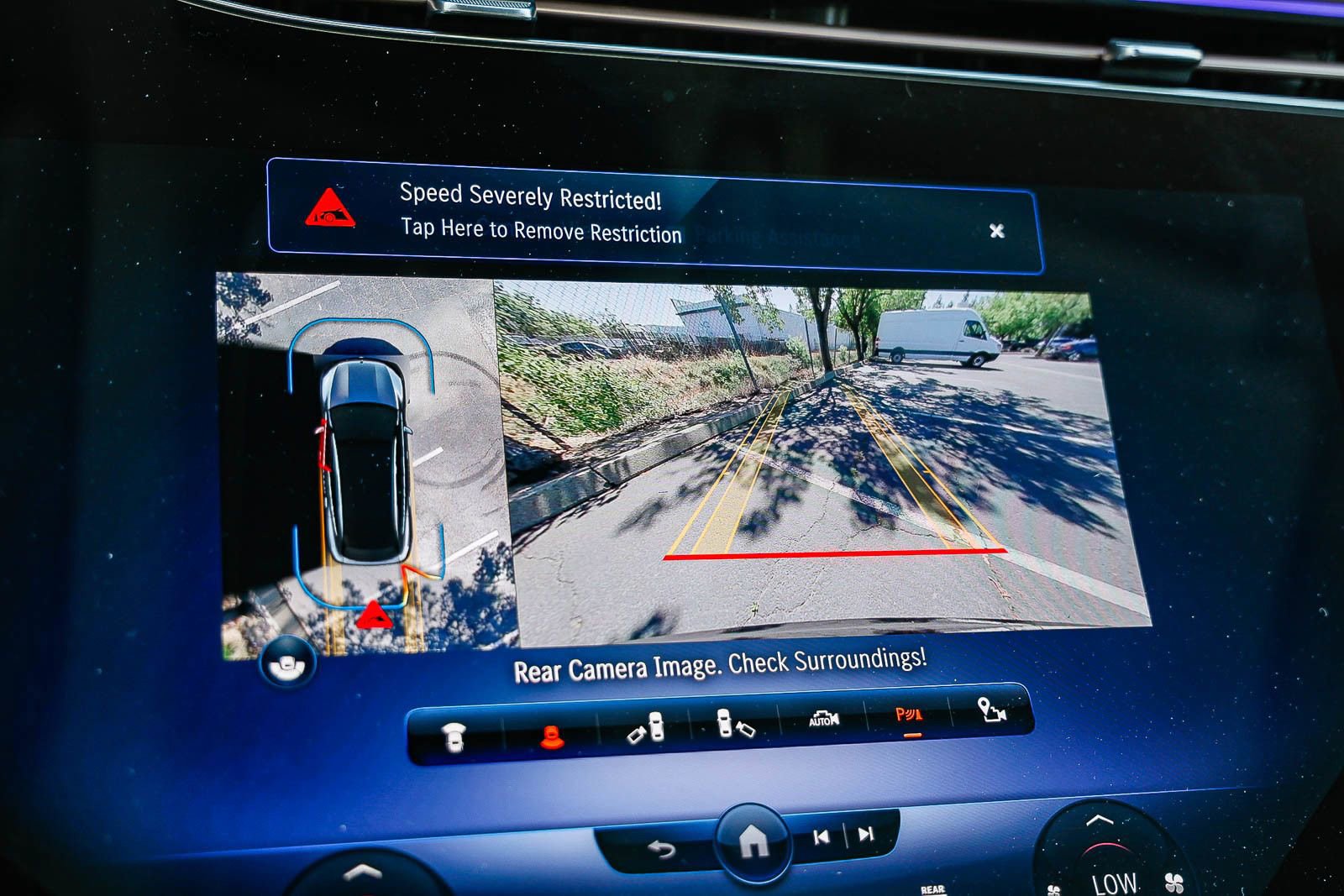 Used 2023 Mercedes-Benz EQS 580 4MATIC SUV image 25