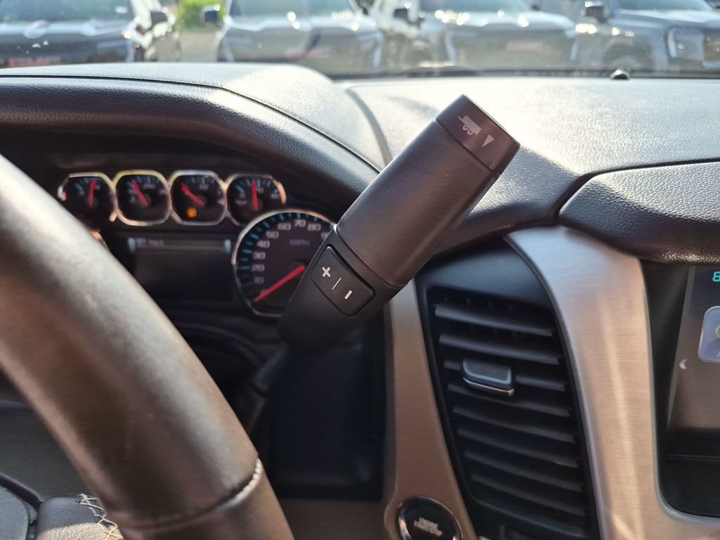 Used 2019 GMC Yukon XL SLT w/ Open Road Package RWD image 31