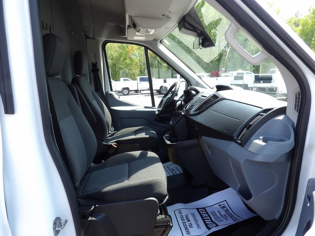 Used 2019 Ford Transit 150 XLT RWD image 32