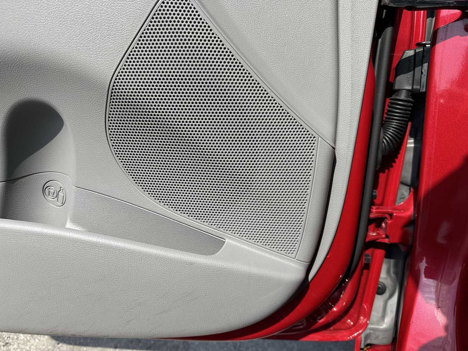 Used 2013 Hyundai Accent SE image 27