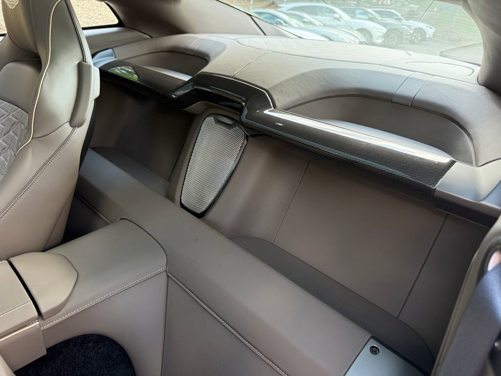 New 2025 Aston Martin Vanquish image 45