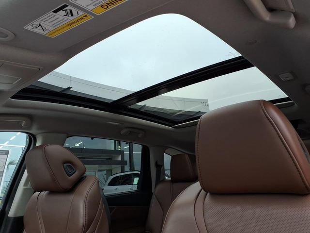 Used 2024 Acura MDX w/ Technology Package FWD image 15