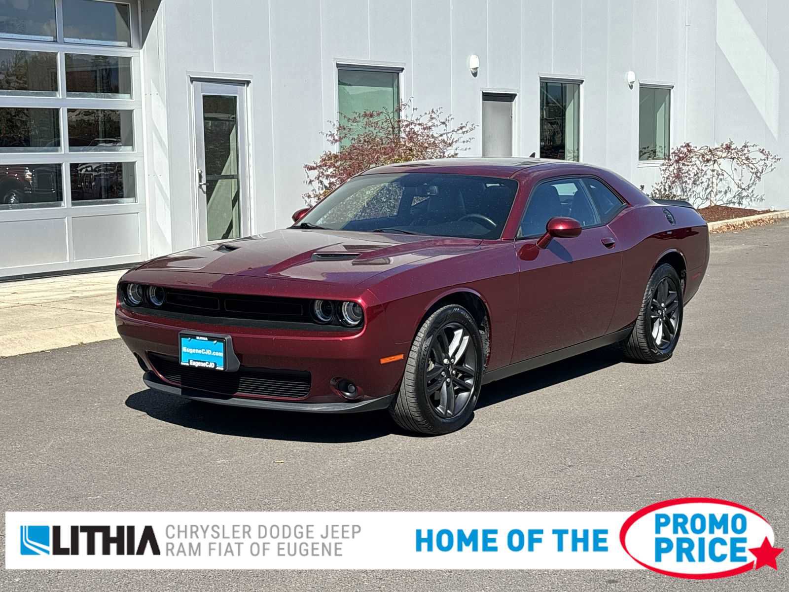 Used 2019 Dodge Challenger SXT w/ Plus Package image 1