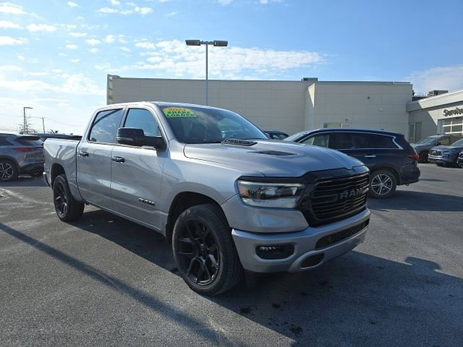 Used 2024 RAM 1500 Laramie video 1