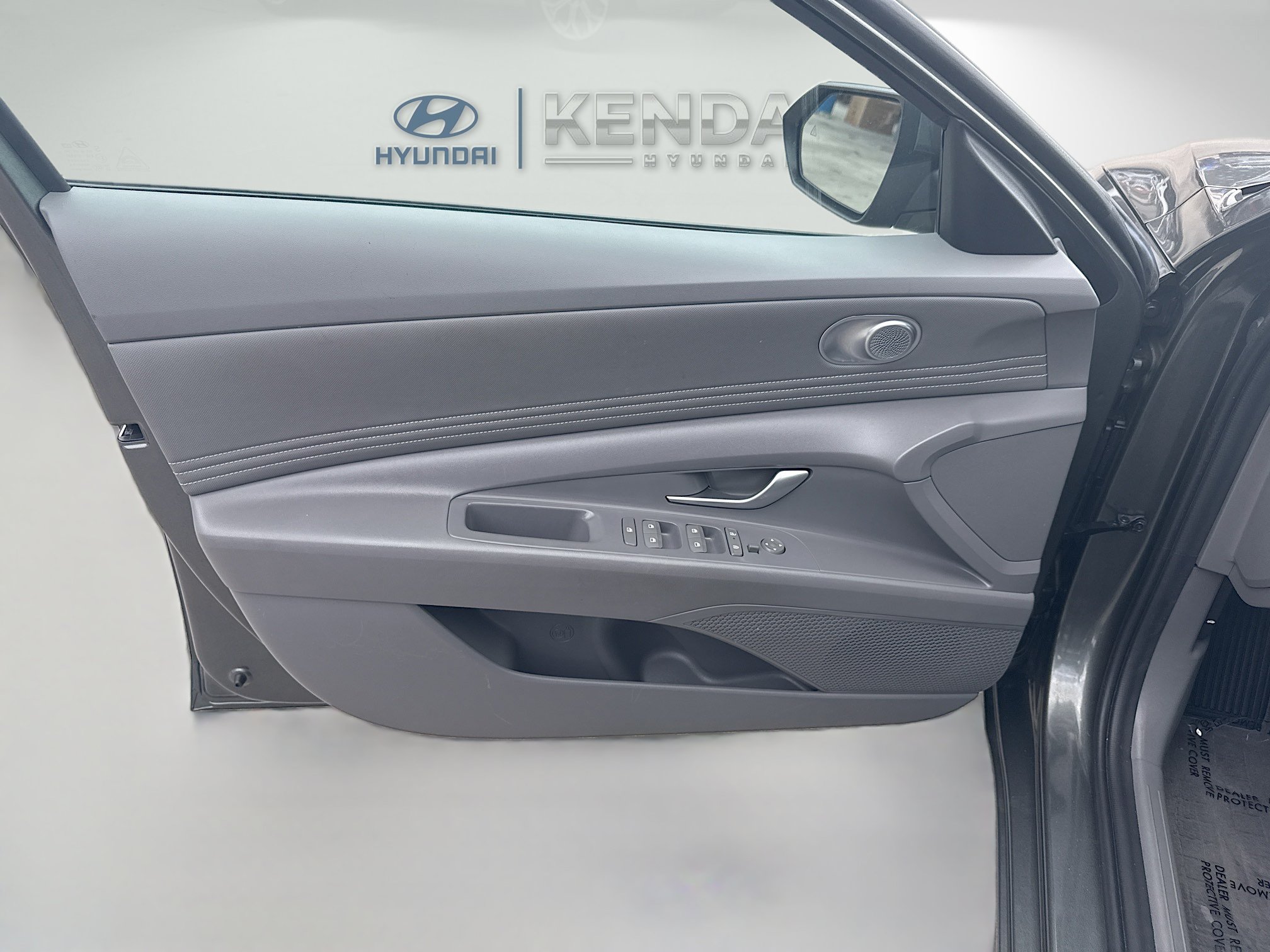 Used 2024 Hyundai Elantra SEL w/ Convenience Package FWD image 16