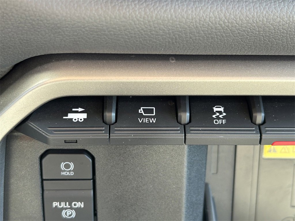 Used 2022 Toyota Tundra Limited image 31