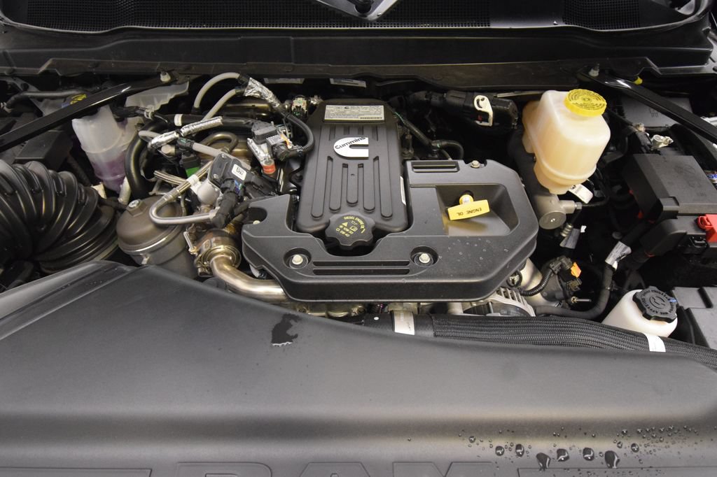 New 2026 RAM 5500 Tradesman AWD/4WD image 6