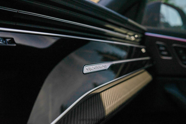 Used 2023 Audi RS Q8 AWD/4WD image 25