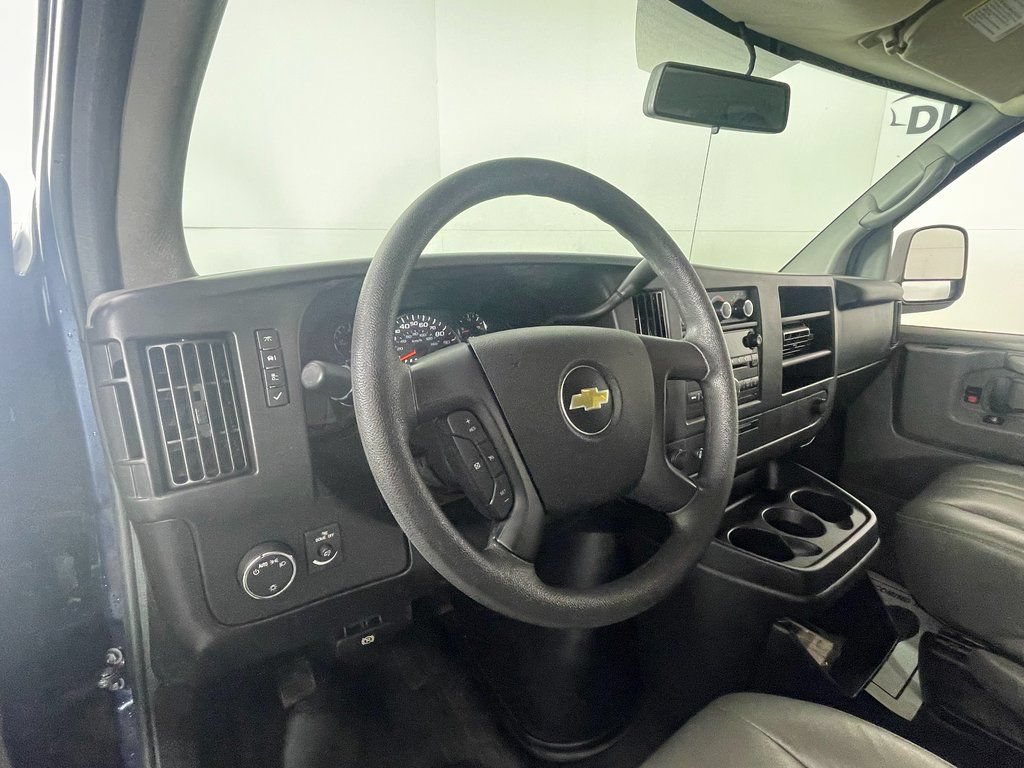 Used 2014 Chevrolet Express 1500 LS RWD image 15