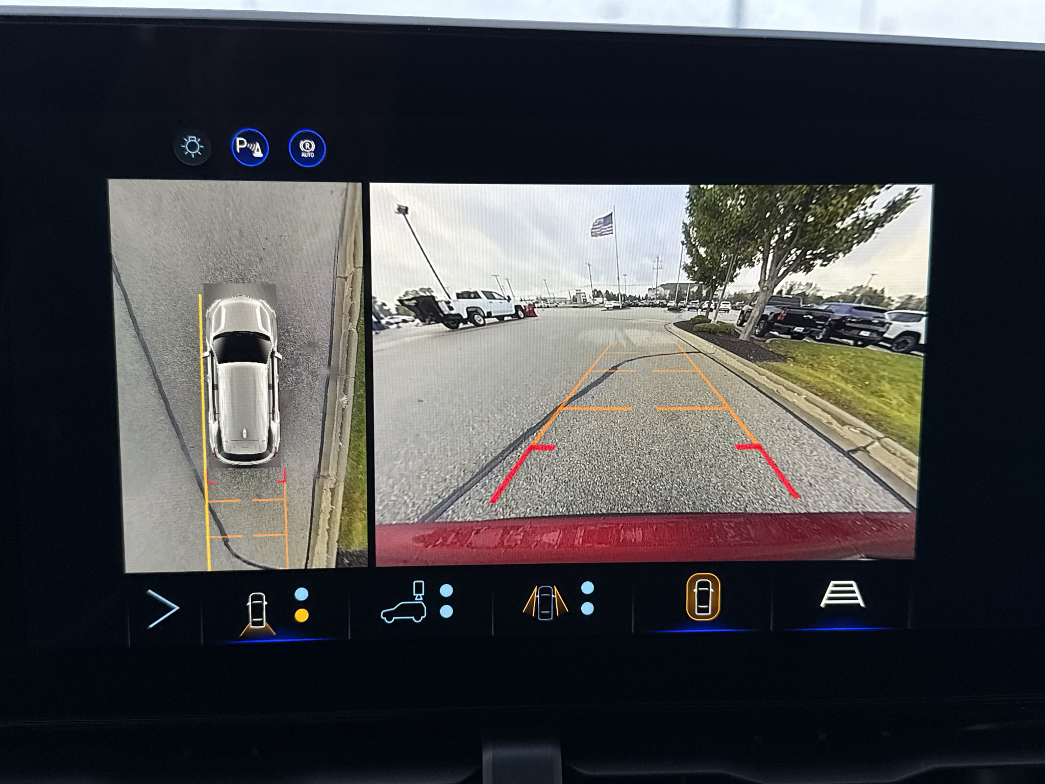 New 2027 Chevrolet Equinox RS w/ Safety and Technology Package AWD/4WD image 27