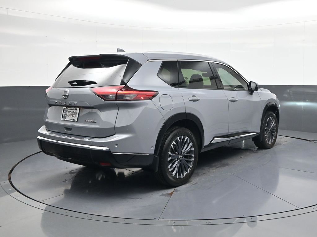 Used 2024 Nissan Rogue Platinum w/ Platinum Premium Package FWD image 7