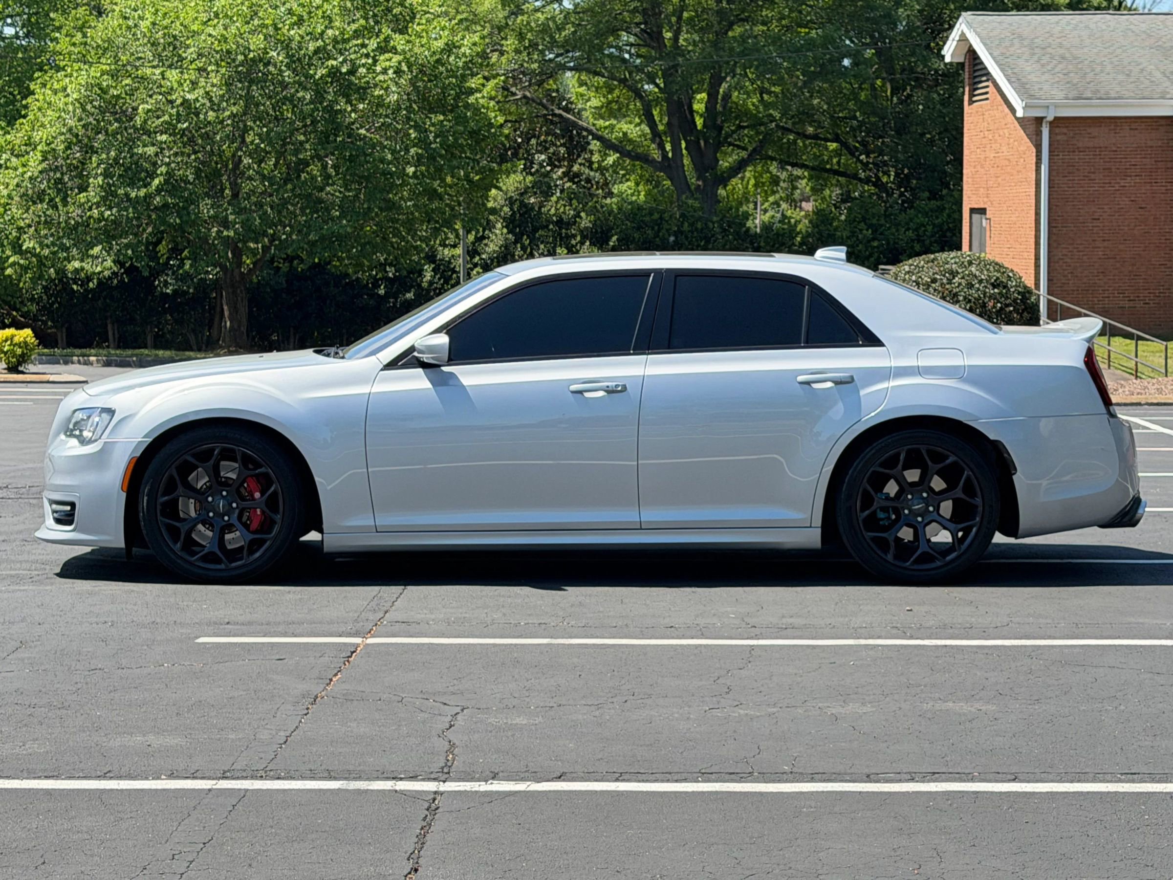 Used 2020 Chrysler 300 S image 2