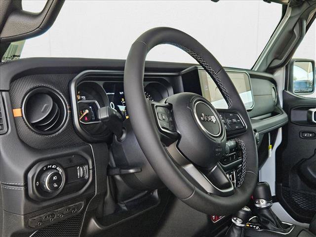 New 2025 Jeep Gladiator Mojave w/ Convenience Group image 3