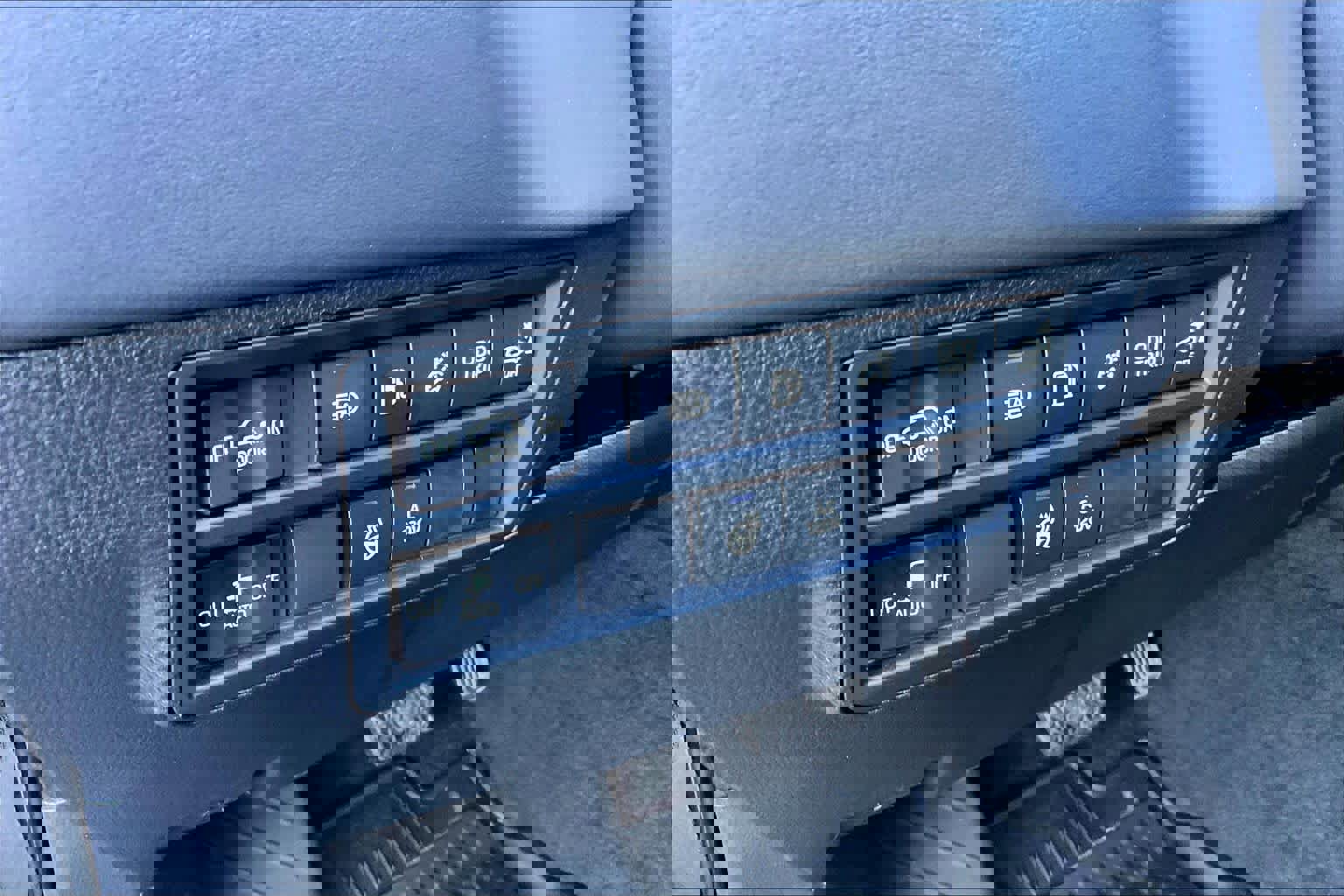 Used 2026 Toyota Sequoia Platinum image 32