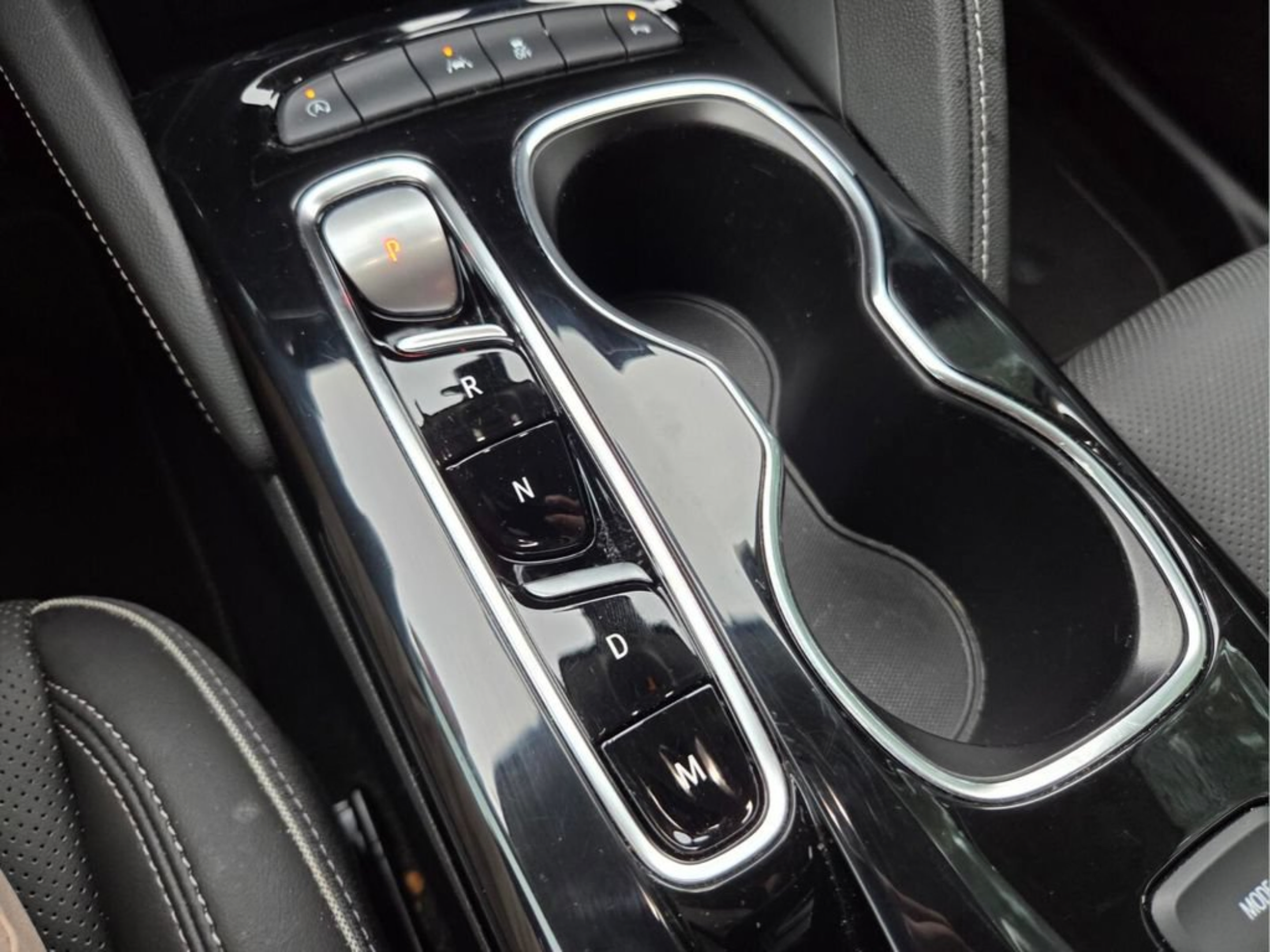 Used 2023 Buick Envision Essence FWD image 22