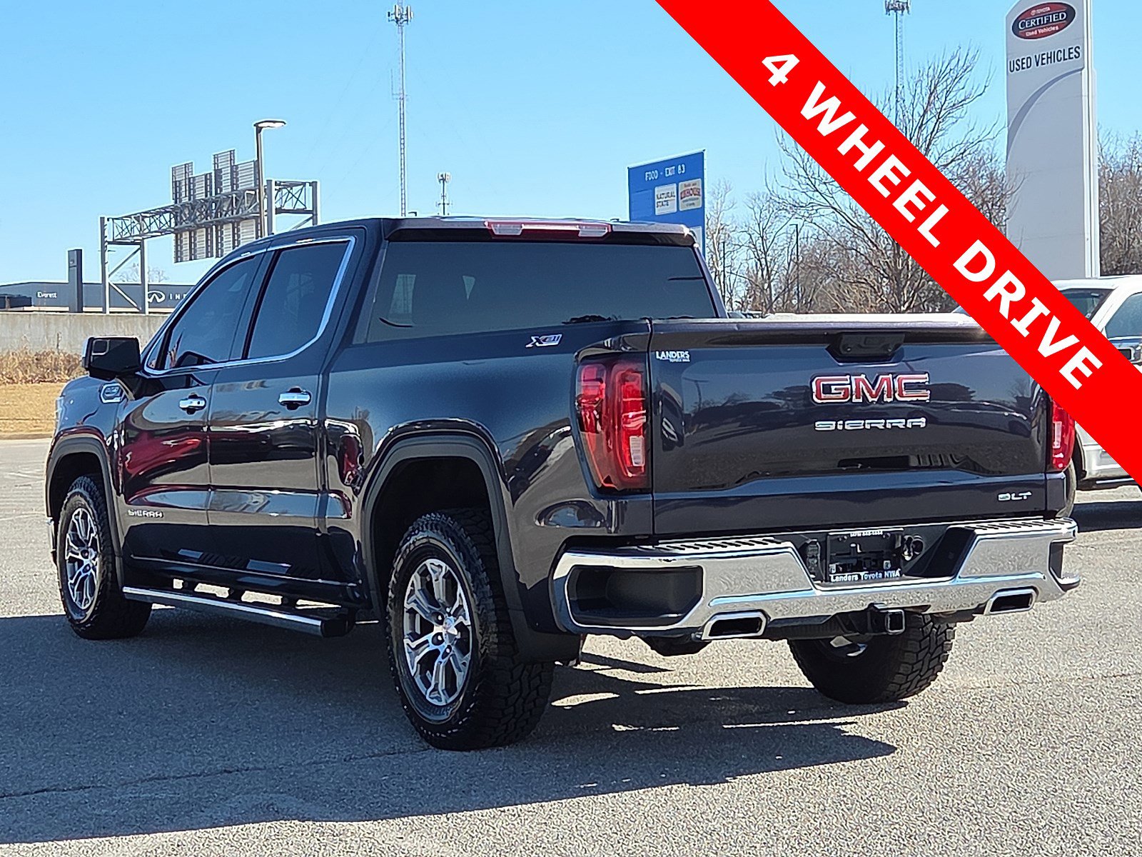 Used 2023 GMC Sierra 1500 SLT w/ X31 Off-Road Package image 4
