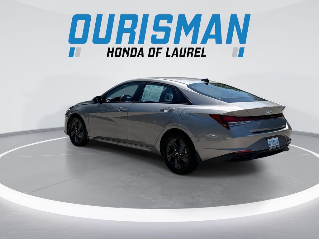 Used 2023 Hyundai Elantra SEL FWD image 6