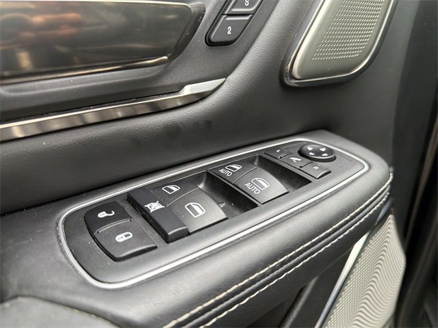 Used 2020 RAM 1500 Limited w/ Black Appearance Package image 13