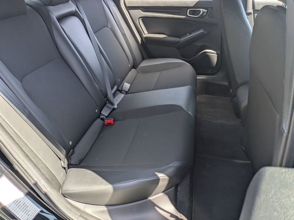 Used 2025 Honda Civic Sport image 26