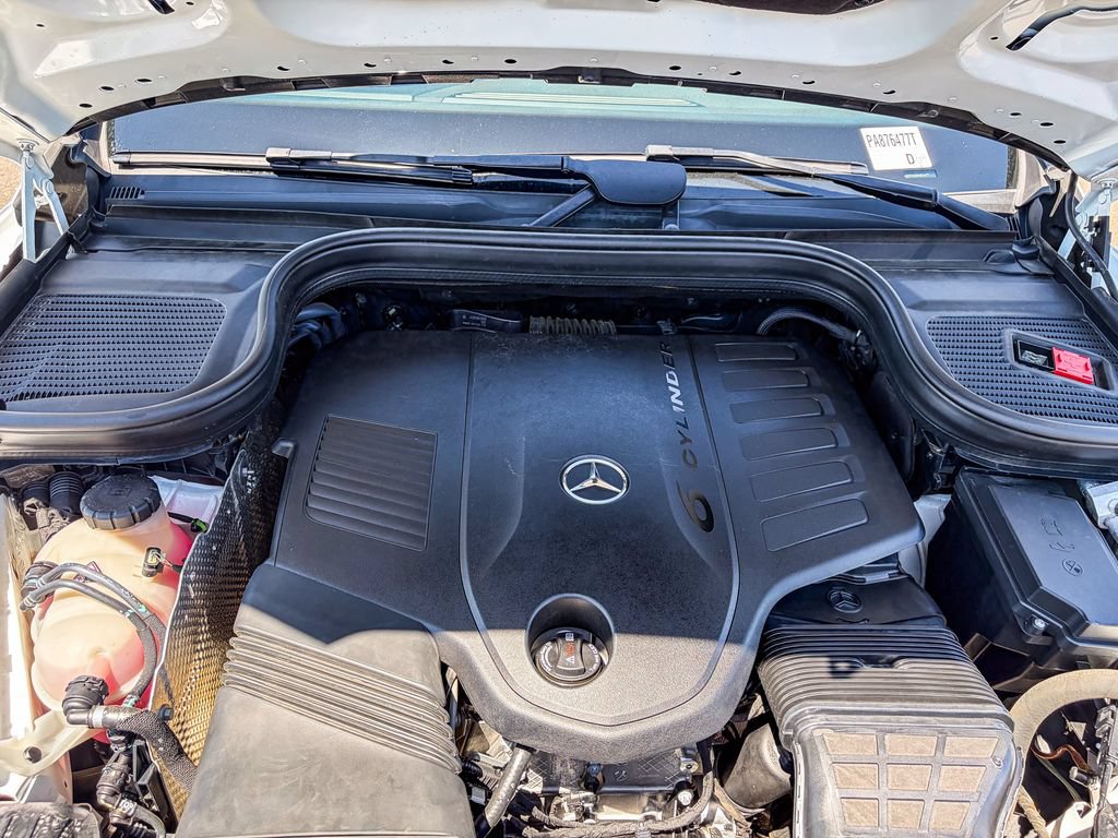 Used 2023 Mercedes-Benz GLS 450 4MATIC image 57