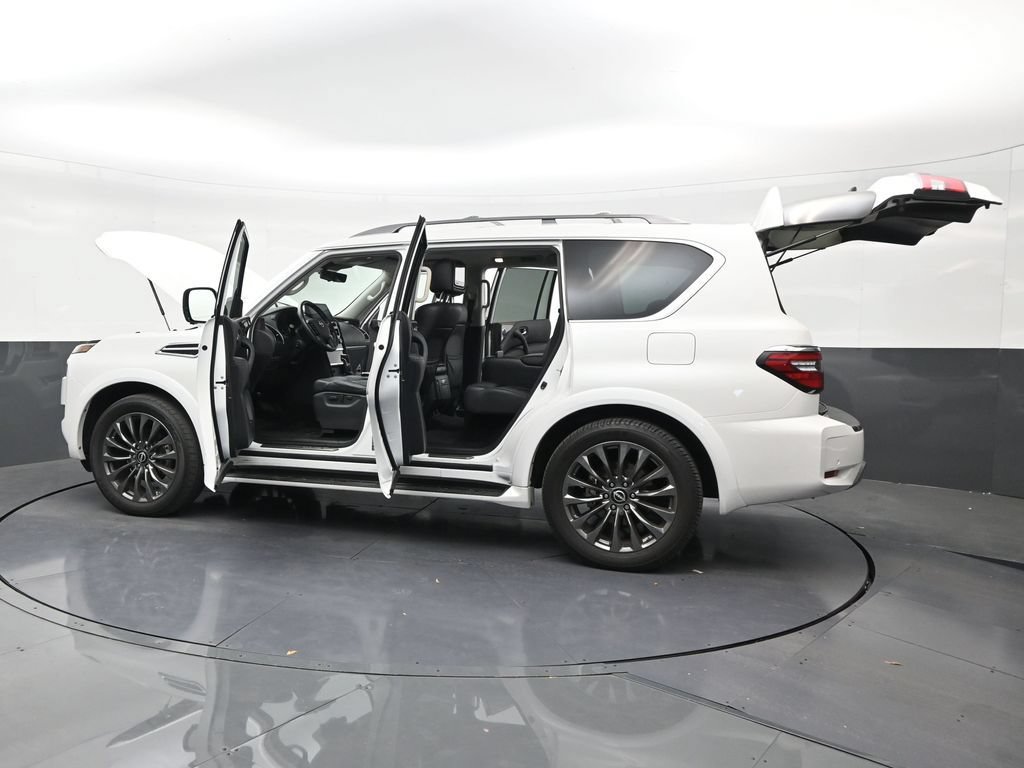 Used 2023 Nissan Armada Platinum w/ Captain's Chairs Package RWD image 30