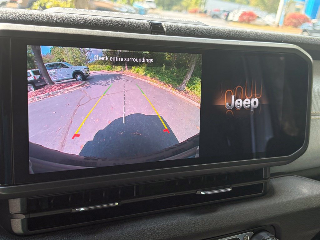 Used 2026 Jeep Wrangler Unlimited Sport AWD/4WD image 12