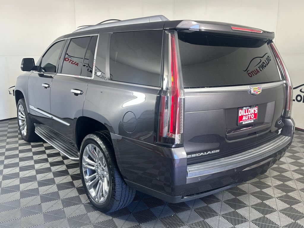 Used 2018 Cadillac Escalade Luxury w/ LPO, Radiant Package AWD/4WD image 4