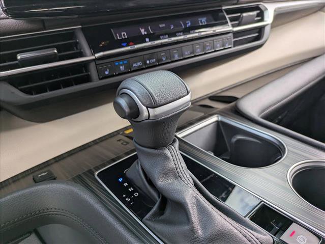 Certified 2023 Toyota Sienna Platinum image 12