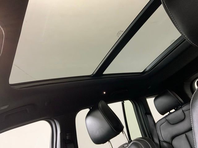 Used 2024 Jeep Grand Cherokee Limited 4xe w/ Luxury Tech Group II image 34