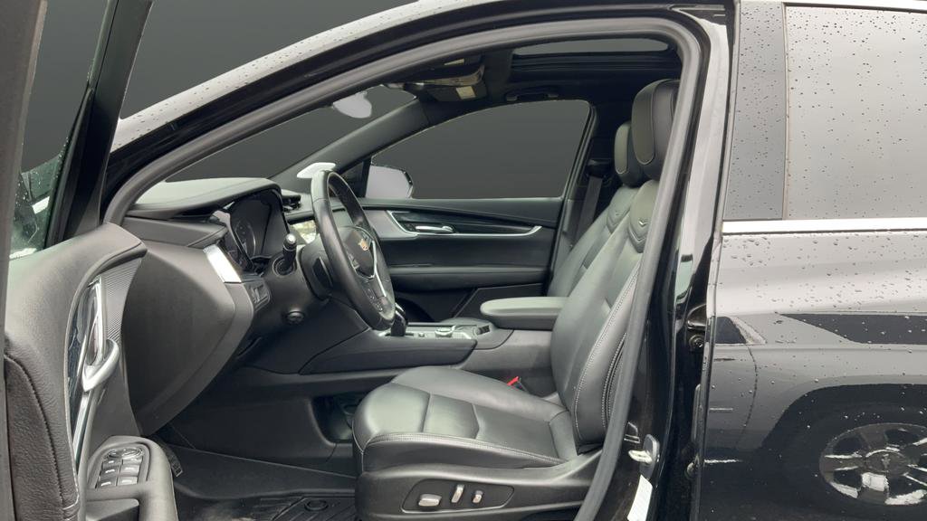 Certified 2024 Cadillac XT5 Premium Luxury AWD/4WD image 25