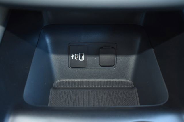 New 2026 Ford Explorer Active w/ Active Comfort Package image 30