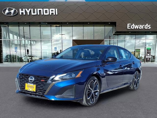 Used 2023 Nissan Altima 2.5 SR image 1