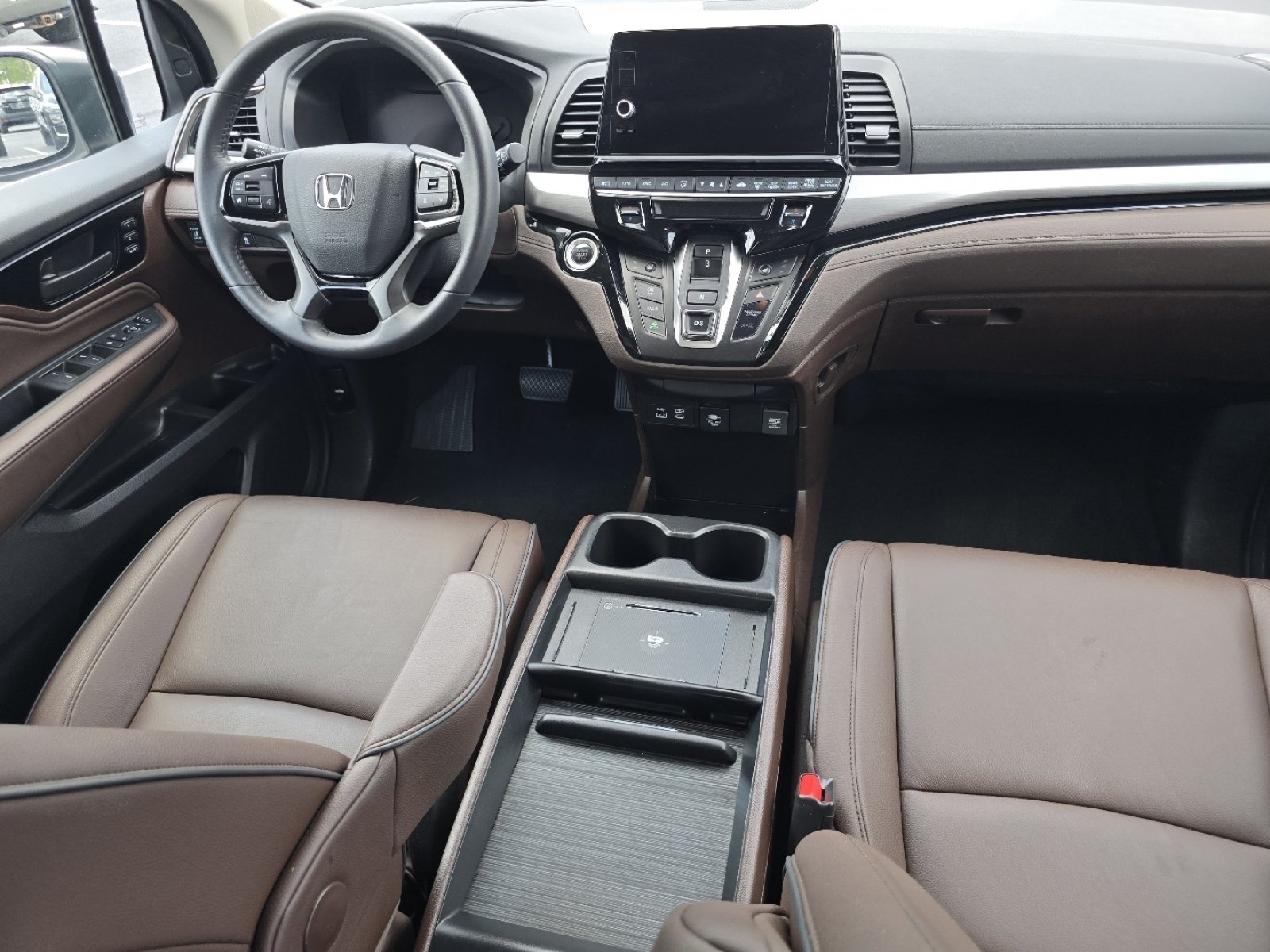 Used 2025 Honda Odyssey Touring image 25