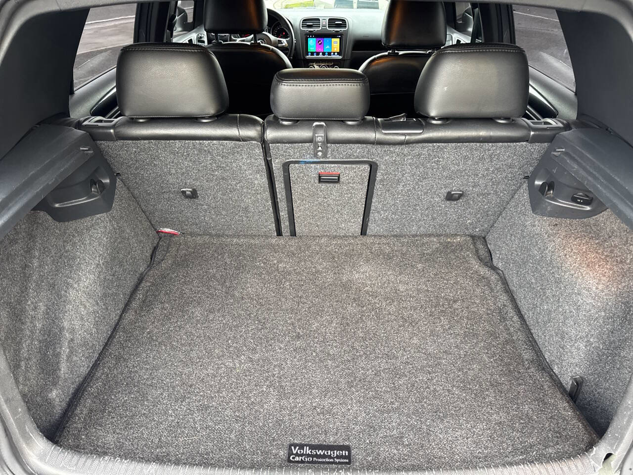 Used 2012 Volkswagen Golf 4-Door image 6