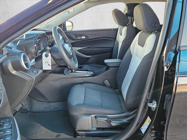 New 2026 Chevrolet Trax LS w/ LS Convenience Package FWD image 14